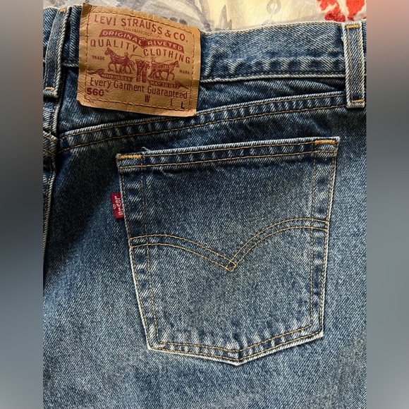 Levi’s | Missy Size 16 | Vintage 560 Loose Fit Straight Leg Blue Denim Jeans - Picture 3 of 4